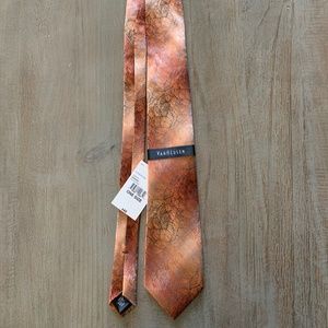 Van Heusen Mens NWT Orange Leaf Print Tie